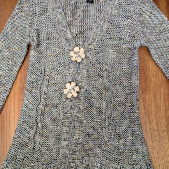 BCBG Maxazria Women's Med 2-Big Floral Button Green Loose Knit Cardigan Acrylic - Picture 3 of 16